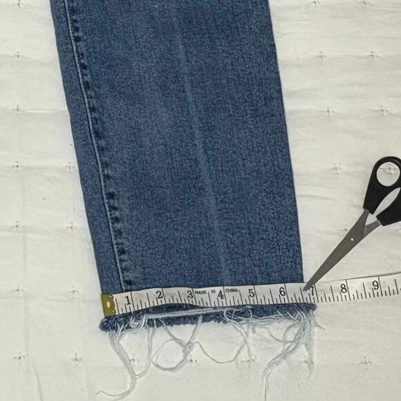 Old Navy High-Rise O.G. Straight  Button Fly Raw Edge Jeans Women's 14 Med Blue - Picture 10 of 11